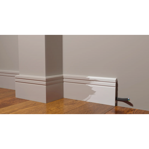 Плинтус напольный DD724 из полистирола Decor-Dizayn